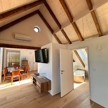 Apartment Paradies *