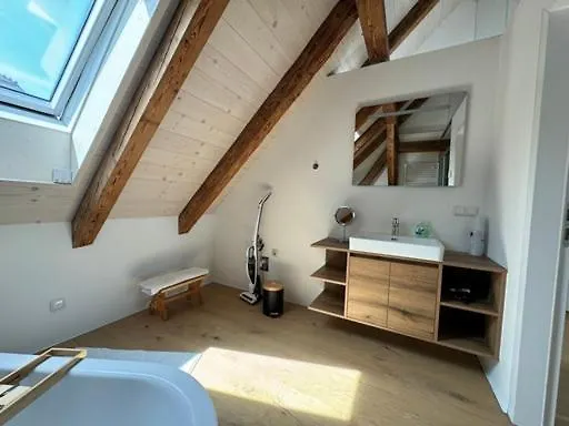 Paradies Apartment *